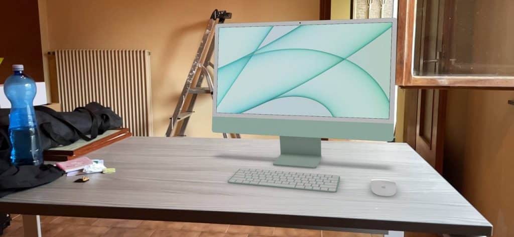 iMac in realtà aumentata sulla scrivania