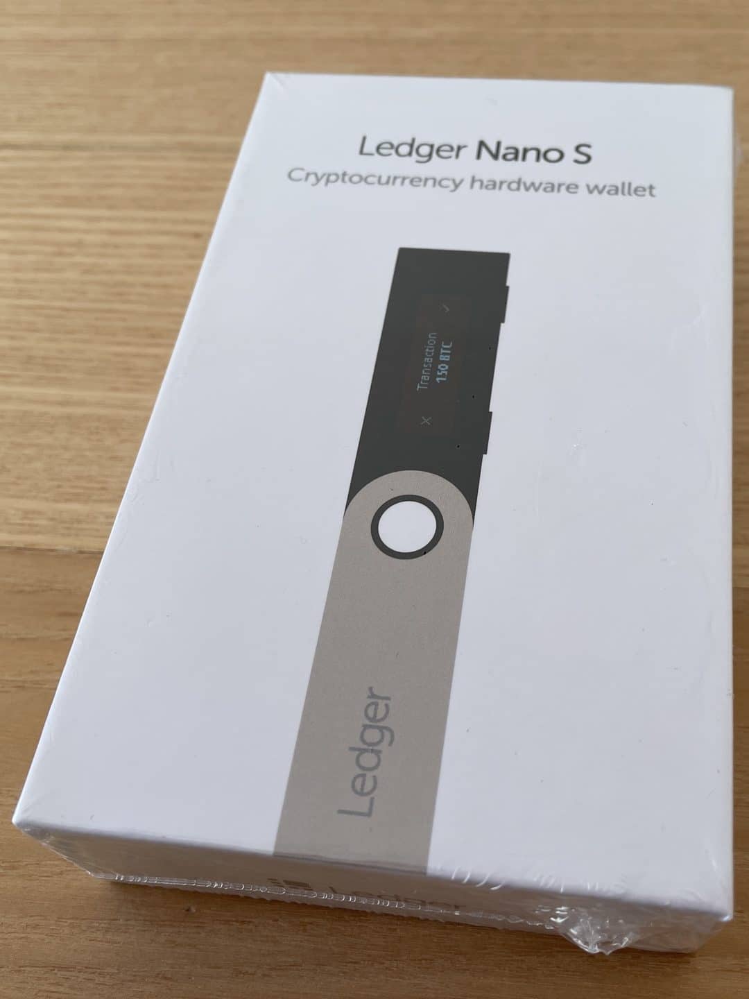 La chiavetta USB per salvare le criptomonete - Ledger Nano S